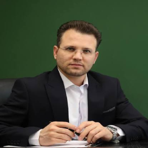 فرهاد حسینی مقدم بهترین وکیل منابع طبیعی در مشهد